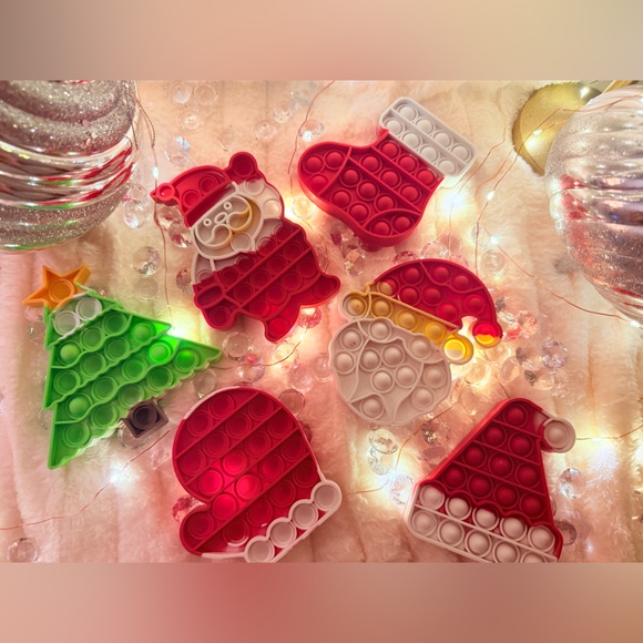 Amazon Other - Set of 6 Christmas Tree Pop It Fidget Toys 🎄 NEW